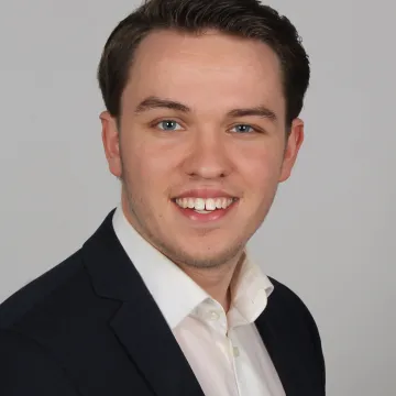 Beisitzer Max Klausner